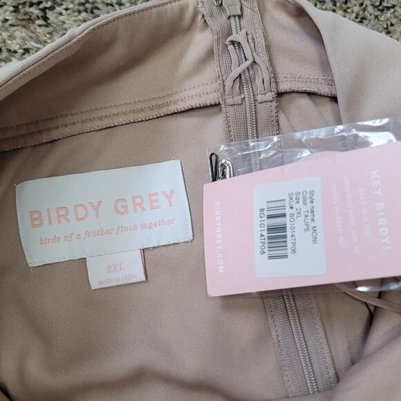 NWT Birdy Grey Moni Convertible Chiffon Maxi Bridesmaid Dress in Taupe Women 2XL - Picture 4 of 13